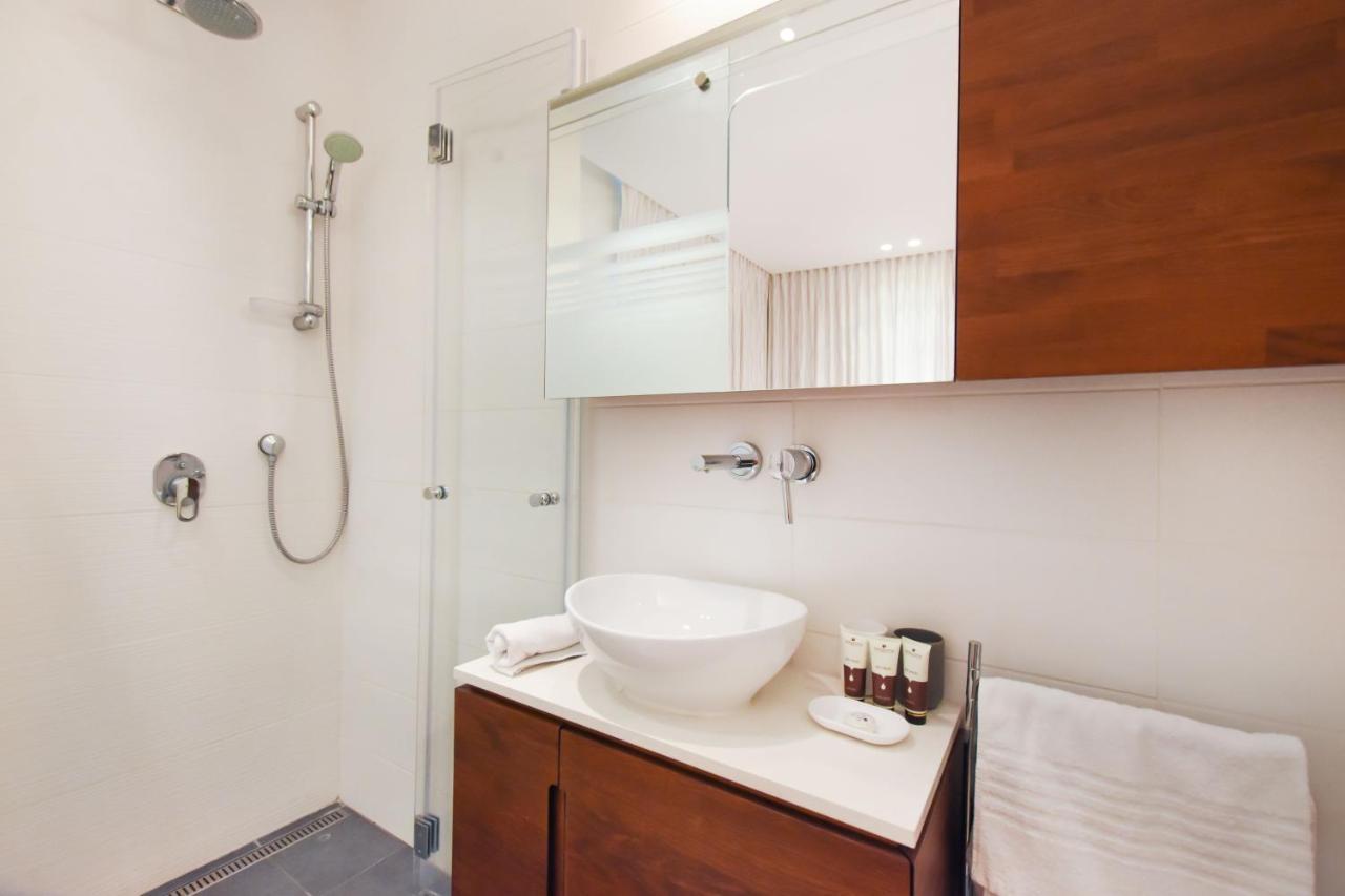 Apartamento Out Of Time By Holyguest Tel Aviv Exterior foto