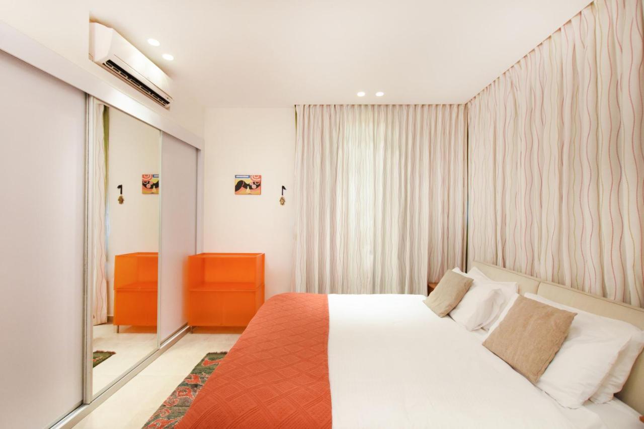 Apartamento Out Of Time By Holyguest Tel Aviv Exterior foto